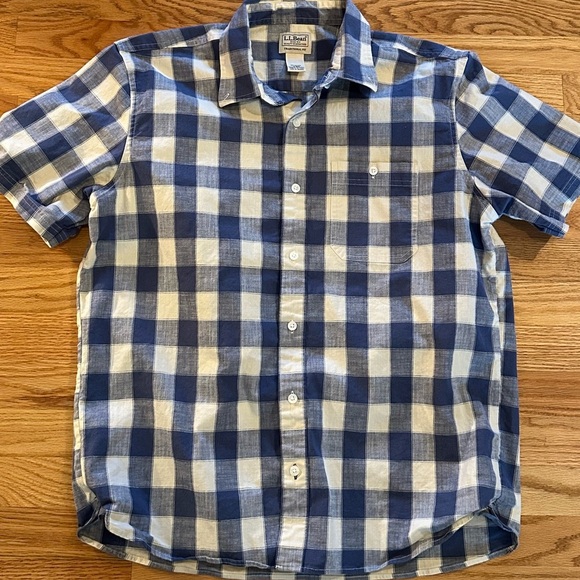 LL Bean Men’s Blue Check Button Down Shirt Medium - Picture 2 of 8